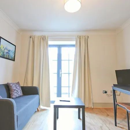 Centre 1 Bed Apartment- Hopewell * Bristol